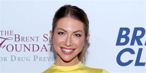 stassi schroeder sexy|Stassi Schroeder poses nude for pregnant thirst trap selfie